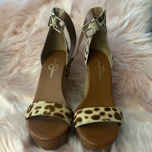 These Jessica Simpson heels are to cute.